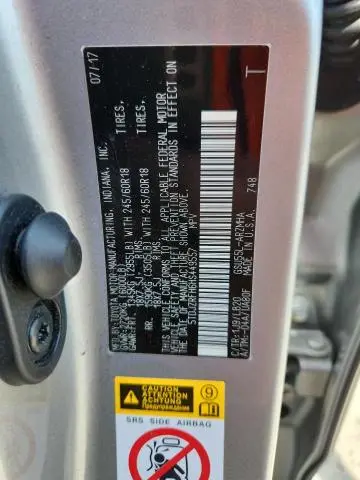 2017 TOYOTA HIGHLANDER SE  