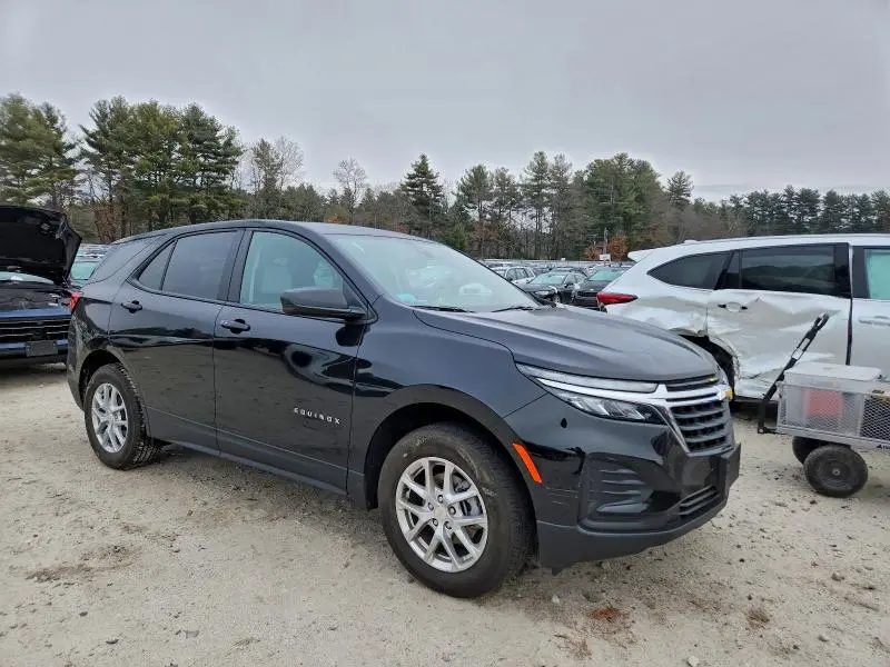 2024 CHEVROLET EQUINOX LS  