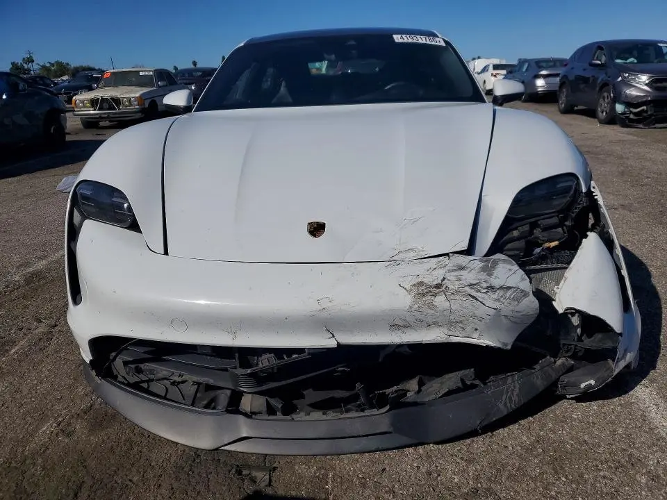 2023 PORSCHE TAYCAN   