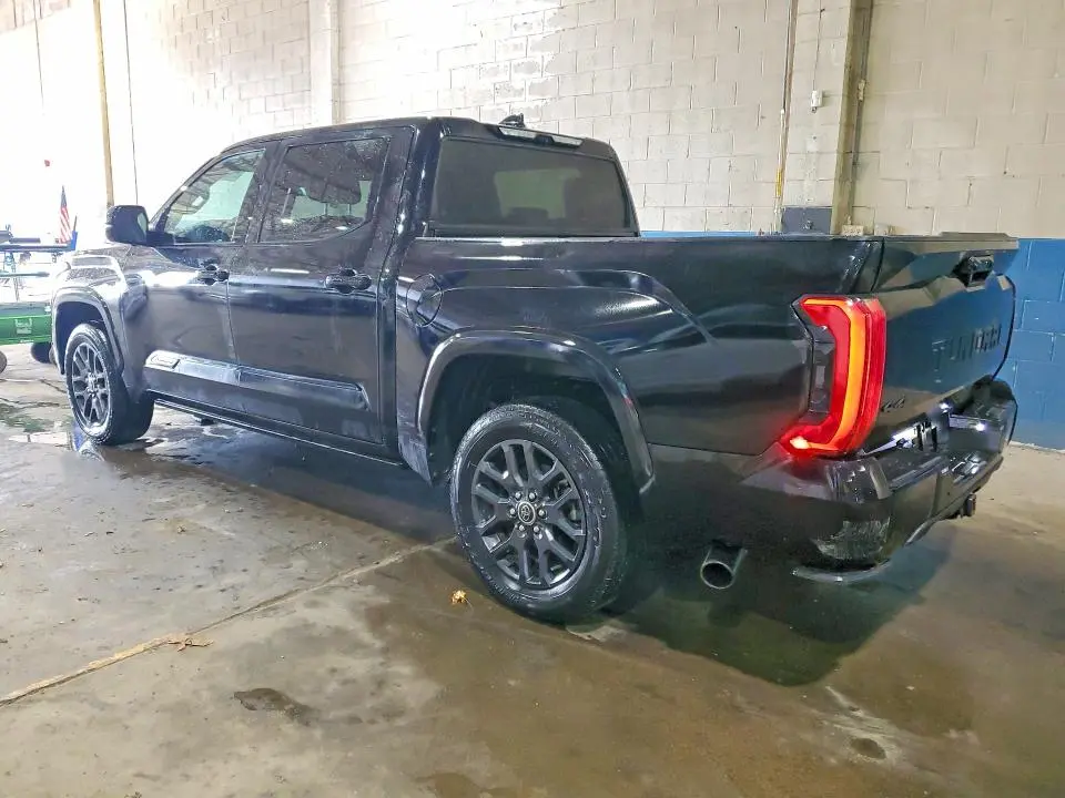 2023 TOYOTA TUNDRA PLATINUM HV  