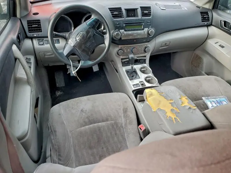 2012 TOYOTA HIGHLANDER BASE  