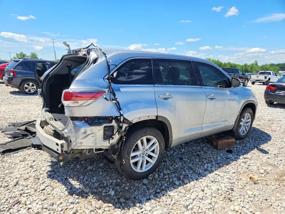 2016 TOYOTA HIGHLANDER LE  