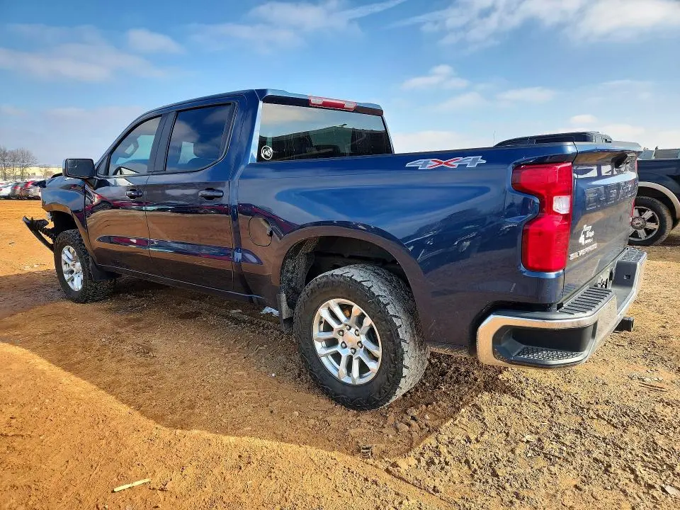 2022 CHEVROLET SILVERADO K1500 LT  