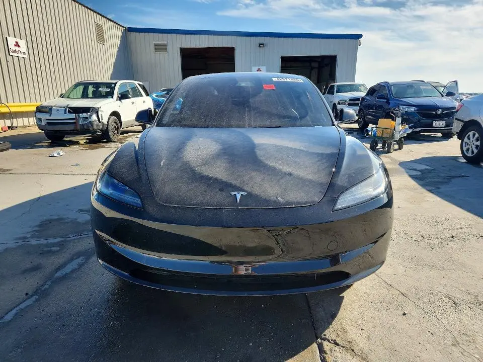 2025 TESLA MODEL 3   
