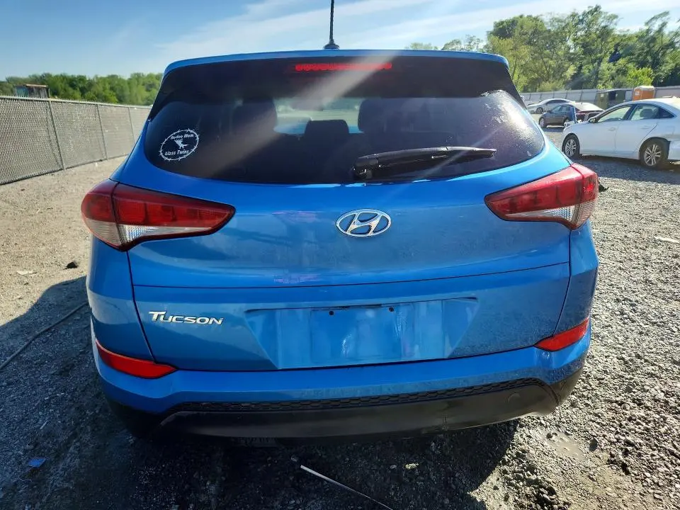 2017 HYUNDAI TUCSON SE  