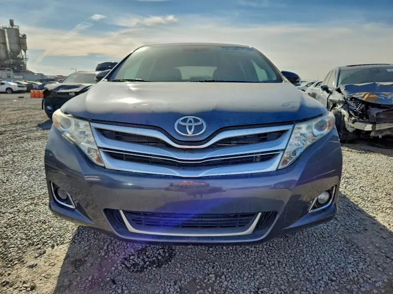 2013 TOYOTA VENZA LE  