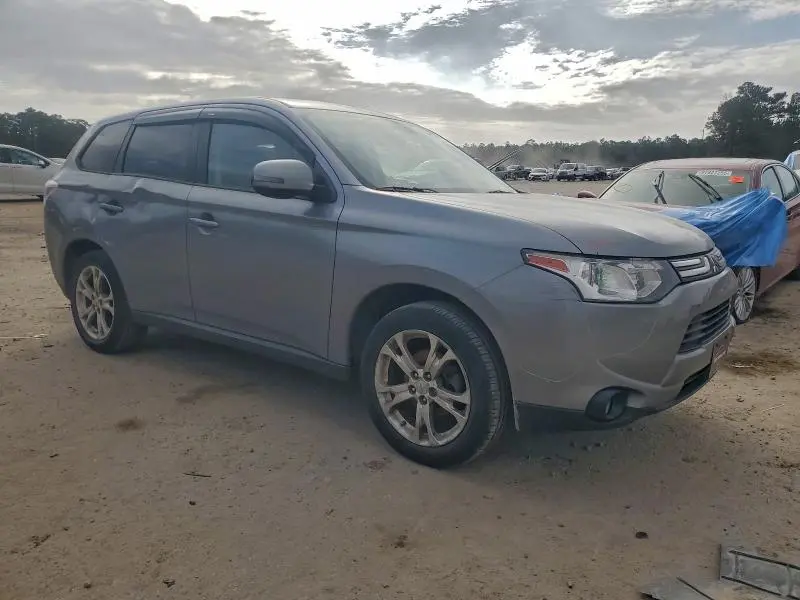 2014 MITSUBISHI OUTLANDER SE  