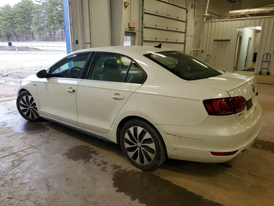 2014 VOLKSWAGEN JETTA HYBRID  