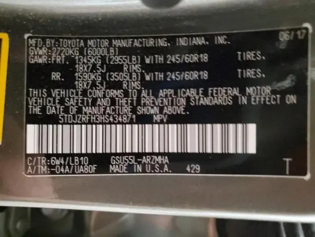 2017 TOYOTA HIGHLANDER SE  