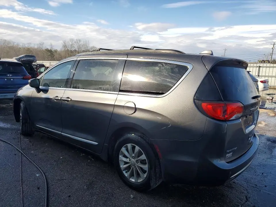 2017 CHRYSLER PACIFICA TOURING L  