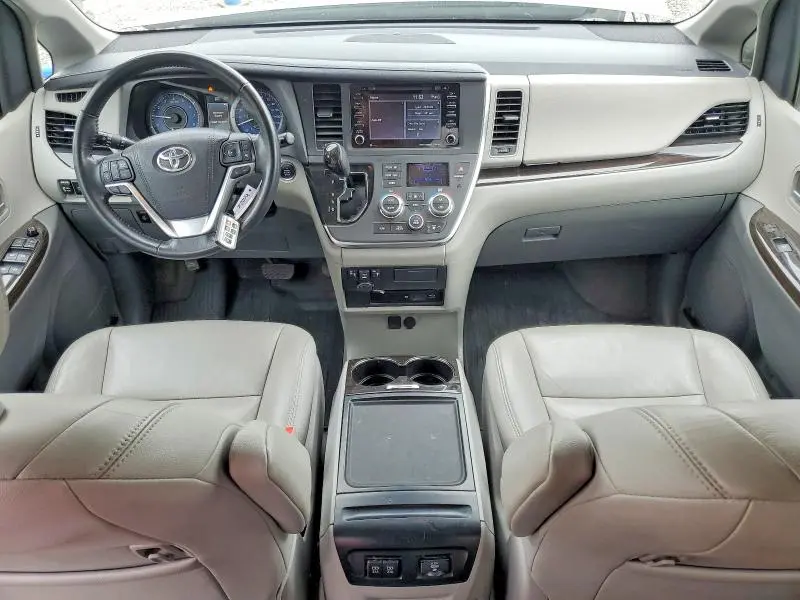 2018 TOYOTA SIENNA XLE PREMIUM 7-PASSENGER  
