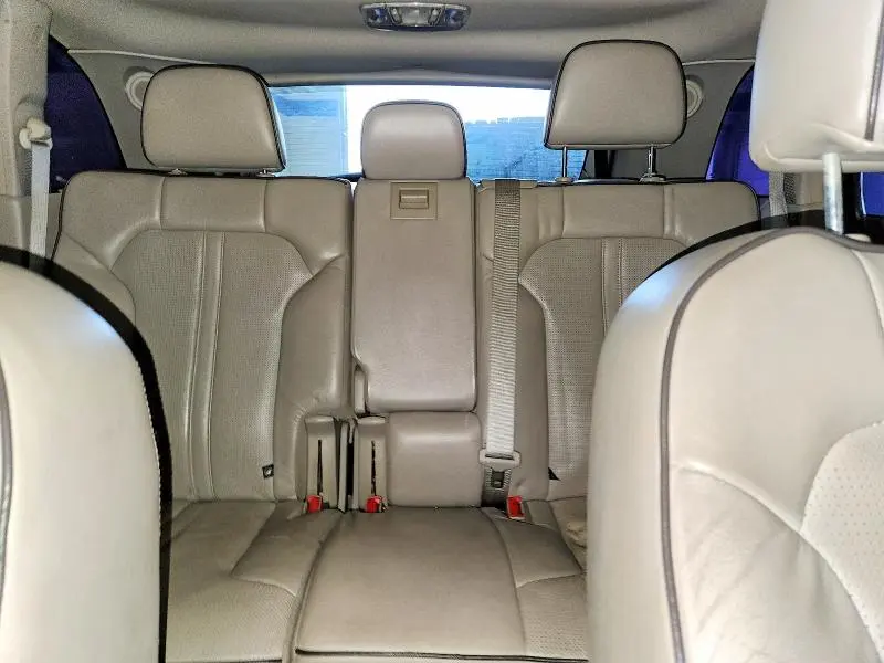 2011 LINCOLN MKX   