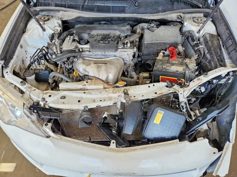 2014 TOYOTA CAMRY XLE  