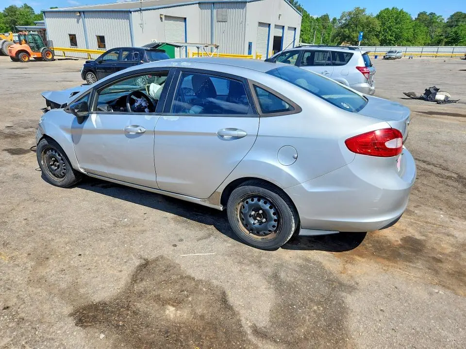 2011 FORD FIESTA S  