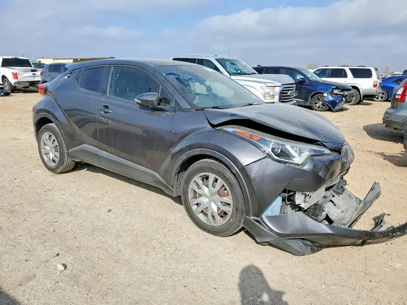 2019 TOYOTA C-HR XLE  