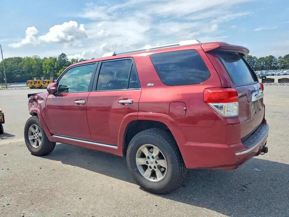 2011 TOYOTA 4RUNNER SR5  