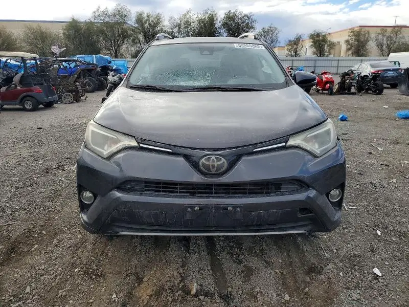 2018 TOYOTA RAV4 XLE  
