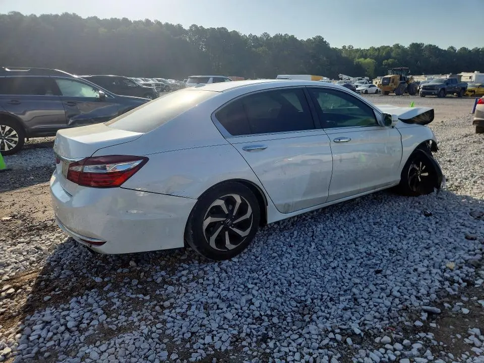 2017 HONDA ACCORD EX  