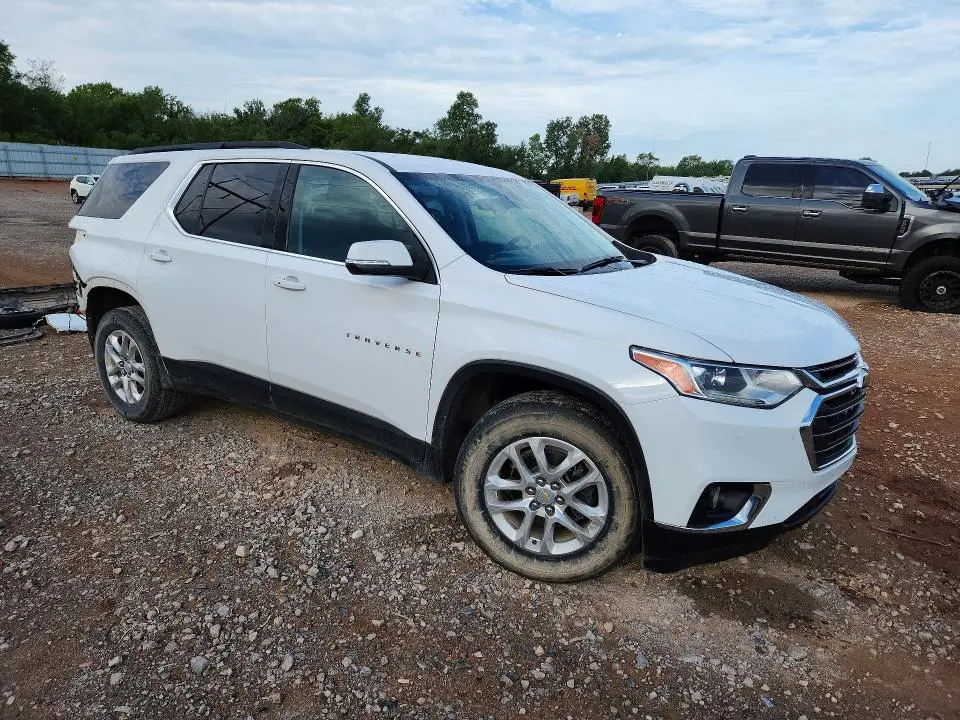 2021 CHEVROLET TRAVERSE LT  