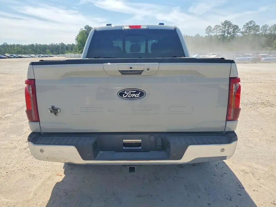 2024 FORD F150 XLT  