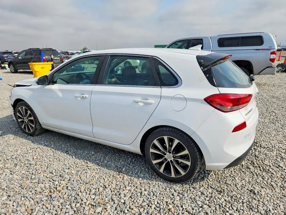 2018 HYUNDAI ELANTRA GT BASE  