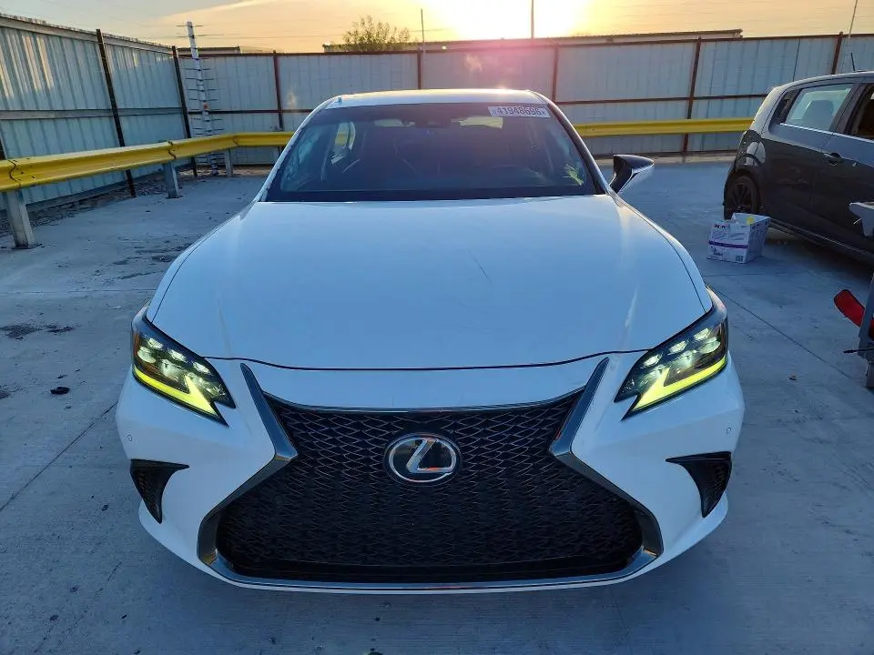 2019 LEXUS ES 350  