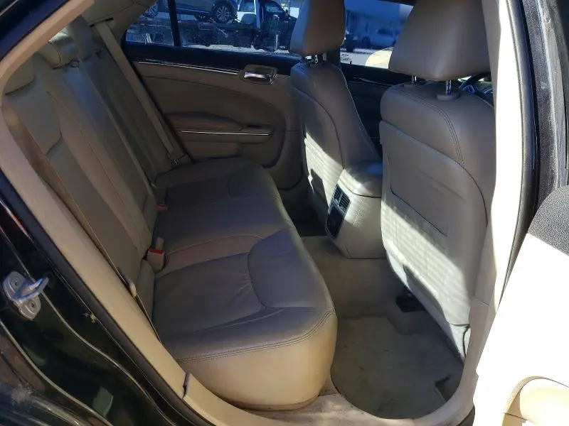 2011 CHRYSLER 300 LIMITED  