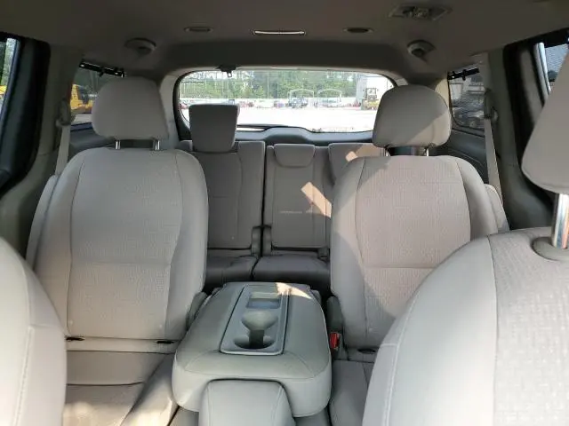 2016 KIA SEDONA LX  