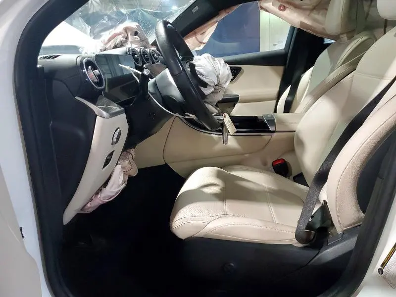 2023 MERCEDES-BENZ GLC 300 4MATIC  