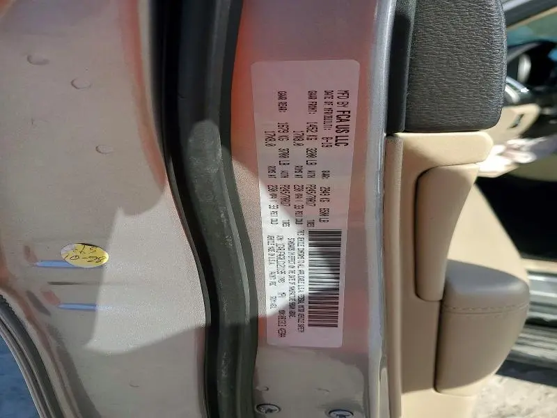 2020 JEEP GRAND CHEROKEE LAREDO  