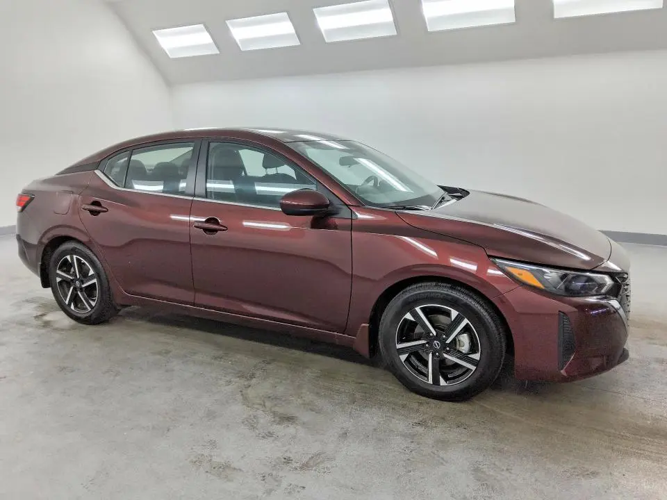 2025 NISSAN SENTRA SV  