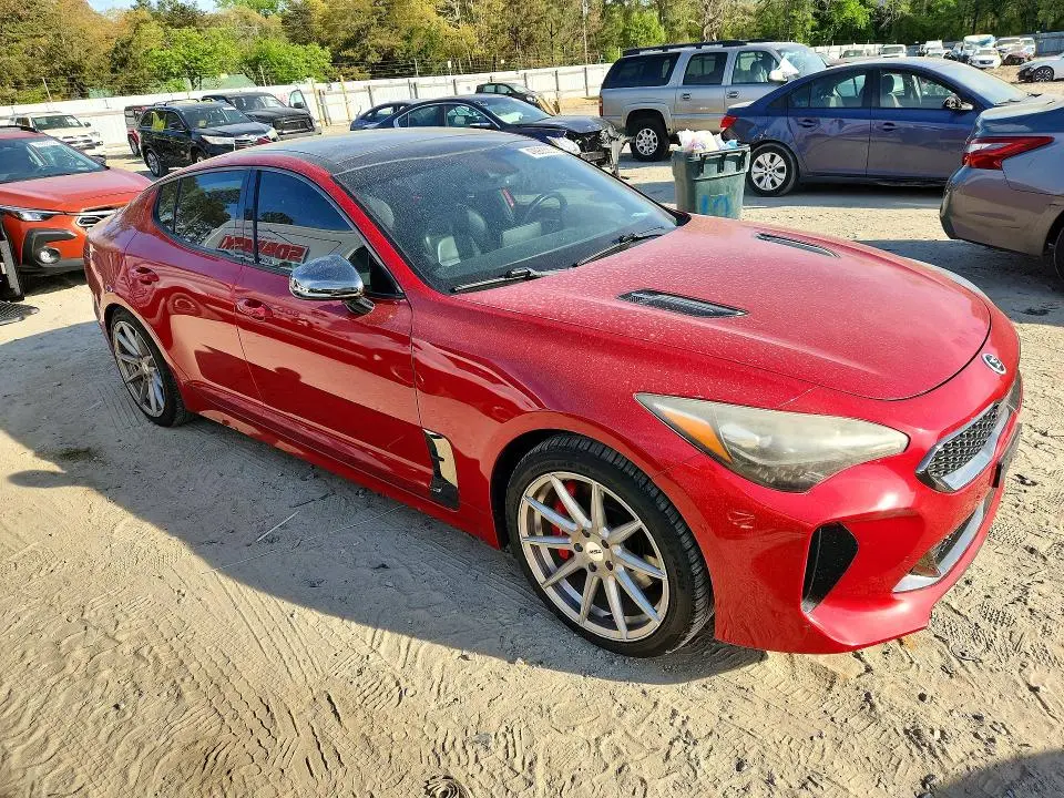 2018 KIA STINGER GT2  