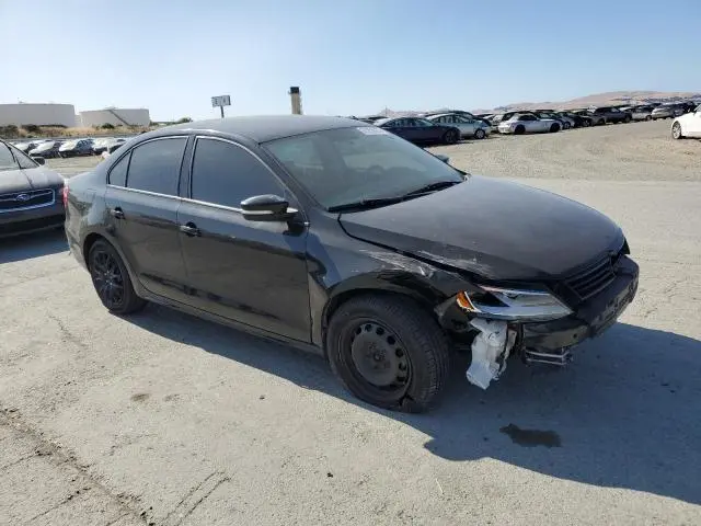 2011 VOLKSWAGEN JETTA SE  