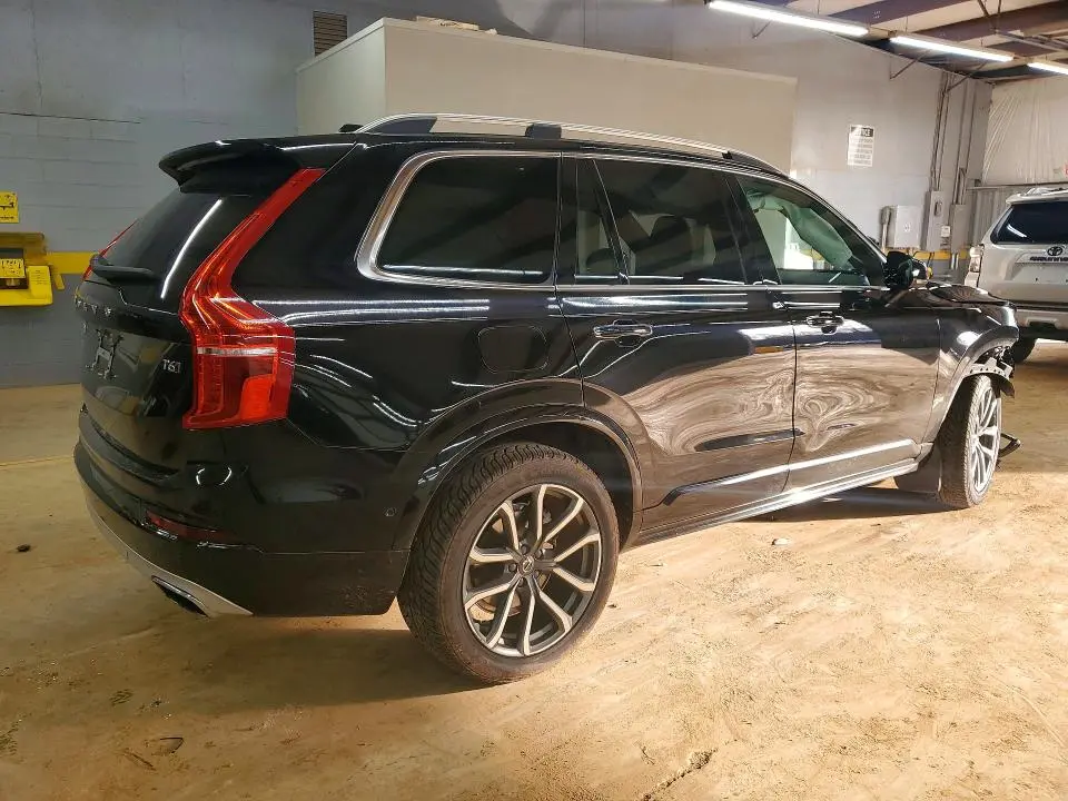2019 VOLVO XC90 T6 MOMENTUM  