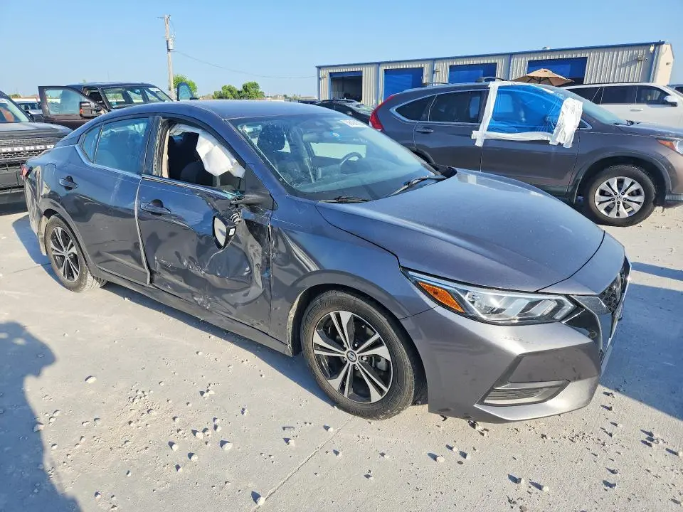 2020 NISSAN SENTRA SV  
