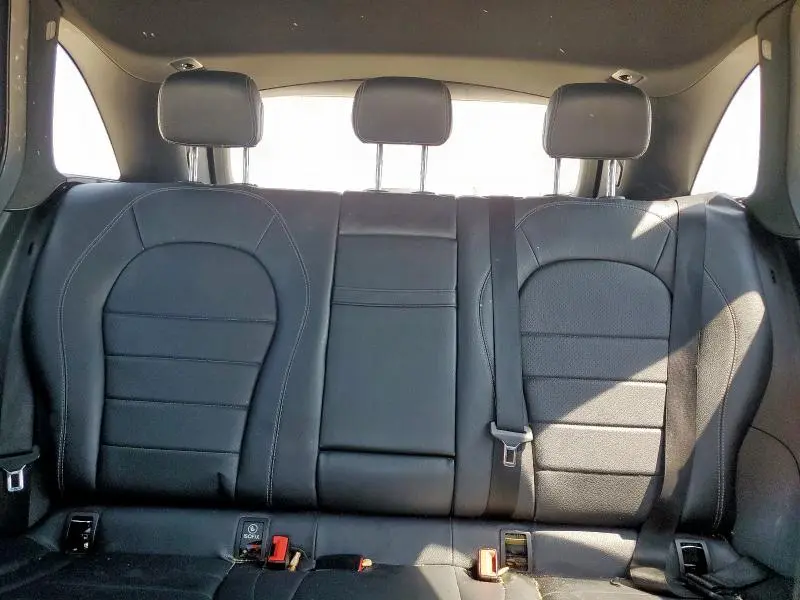 2018 MERCEDES-BENZ GLC 300  