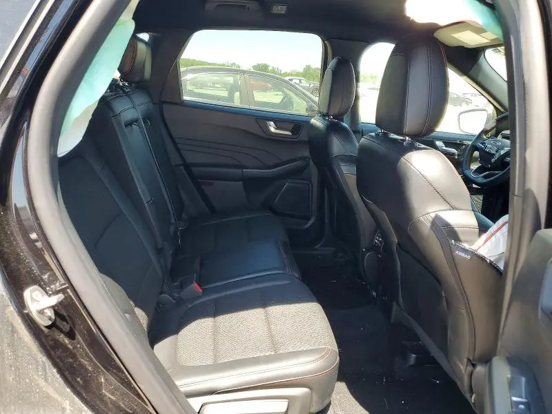 2024 FORD ESCAPE ST LINE  