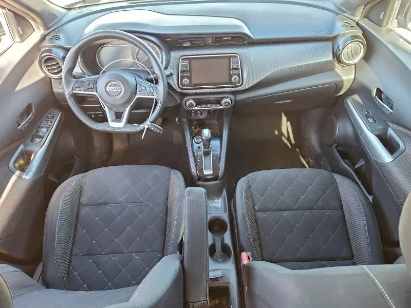 2019 NISSAN KICKS S  