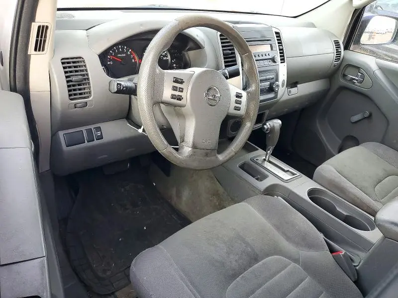 2015 NISSAN FRONTIER S  