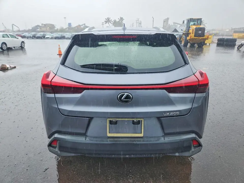 2019 LEXUS UX 200 BASE  