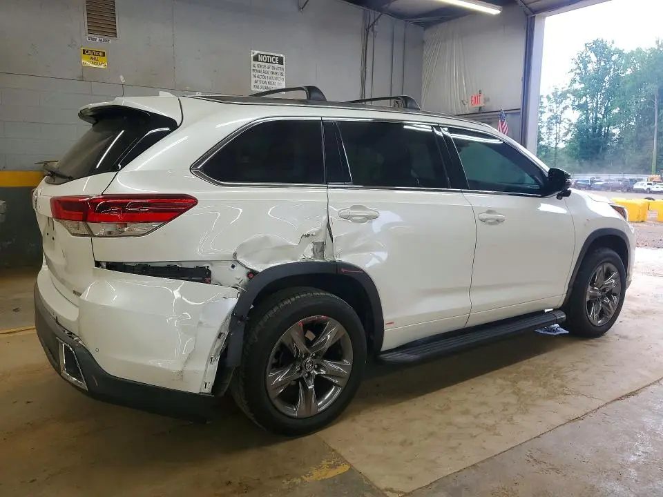 2019 TOYOTA HIGHLANDER LIMITED PLATINUM  