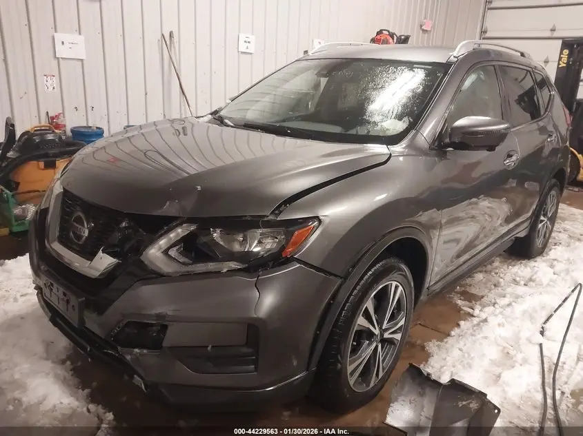 2019 NISSAN ROGUE SV
