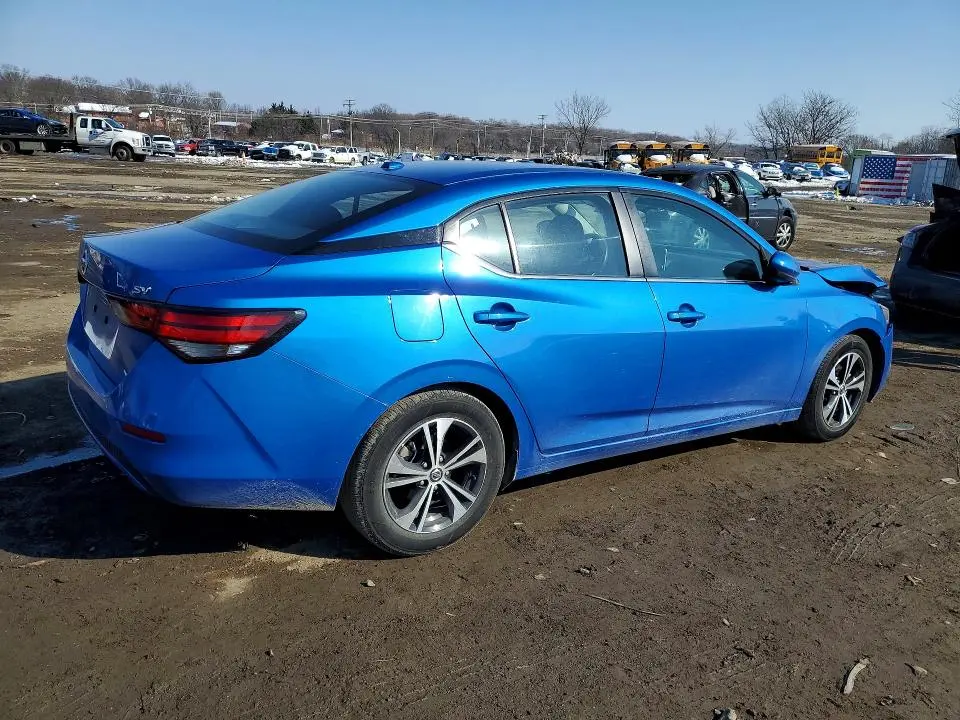 2022 NISSAN SENTRA SV  