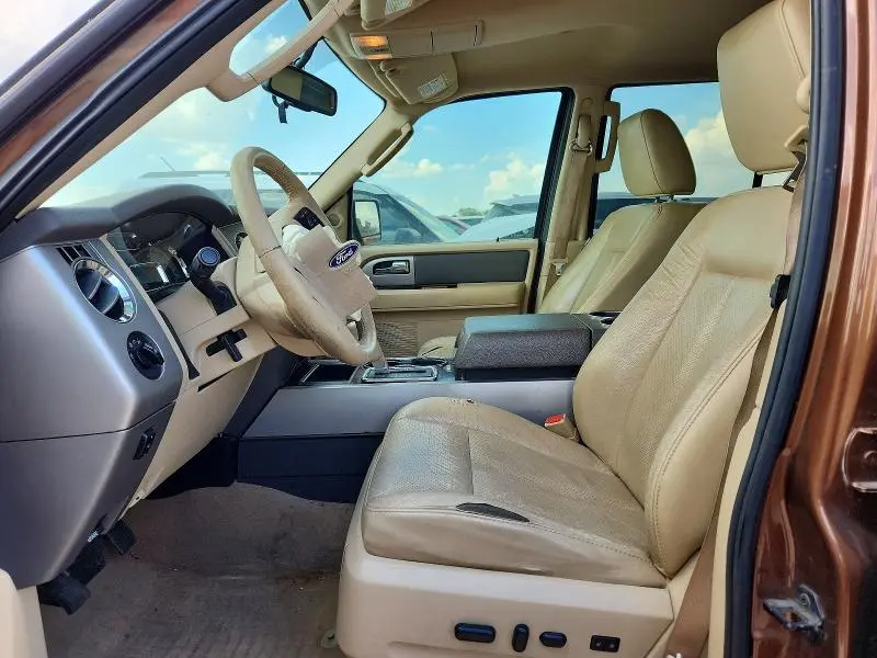 2011 FORD EXPEDITION XLT  