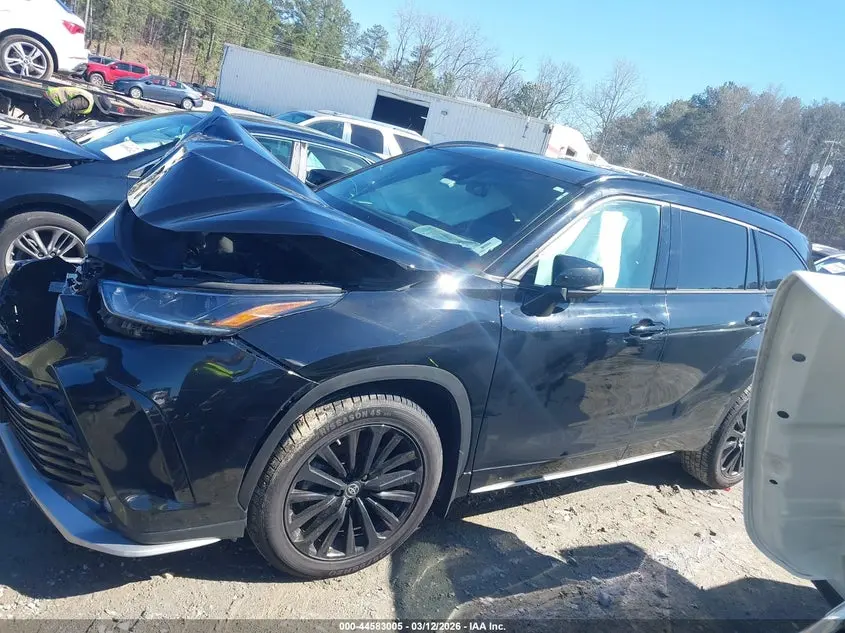 2024 TOYOTA HIGHLANDER XSE