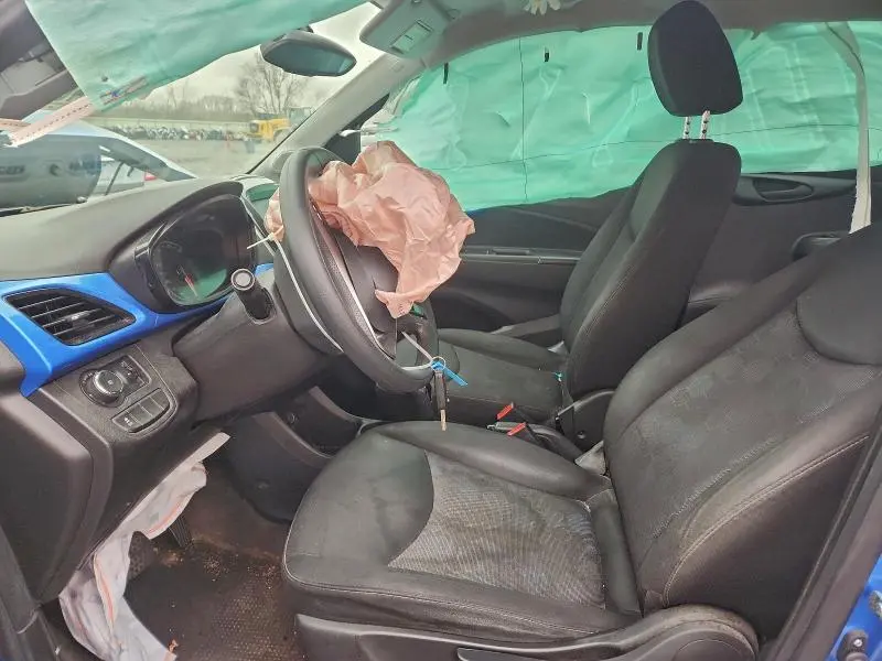 2016 CHEVROLET SPARK 1LT  