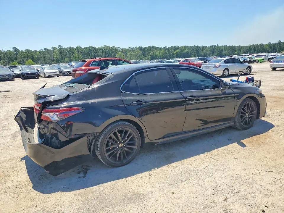 2021 TOYOTA CAMRY XSE  