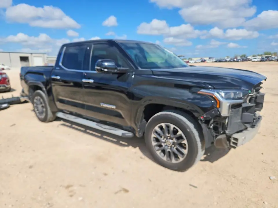 2023 TOYOTA TUNDRA CREWMAX LIMITED  