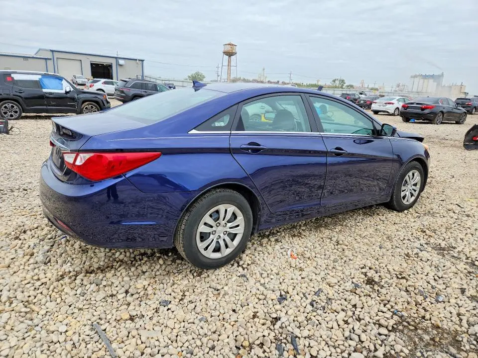 2012 HYUNDAI SONATA GLS  