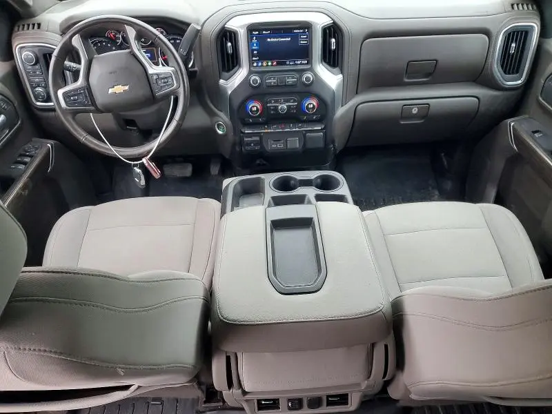 2020 CHEVROLET SILVERADO K1500 LT  